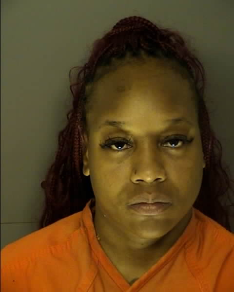 Booking photo of SHANQUANA DENISE WRIGHT